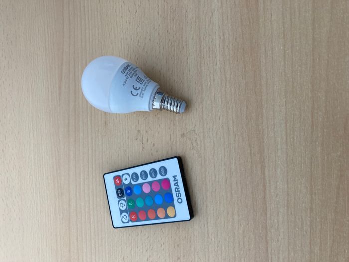 ampoule led	osram	variations de blanc et couleurs