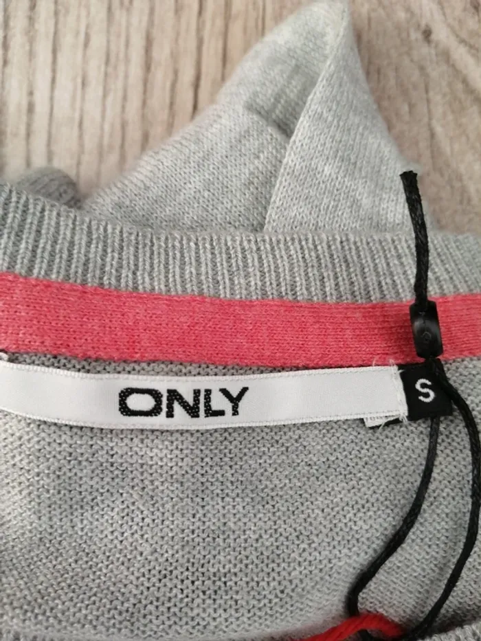 Pull fin Gris à motifs coeur avec des ronds corails / only / (S) - photo numéro 6