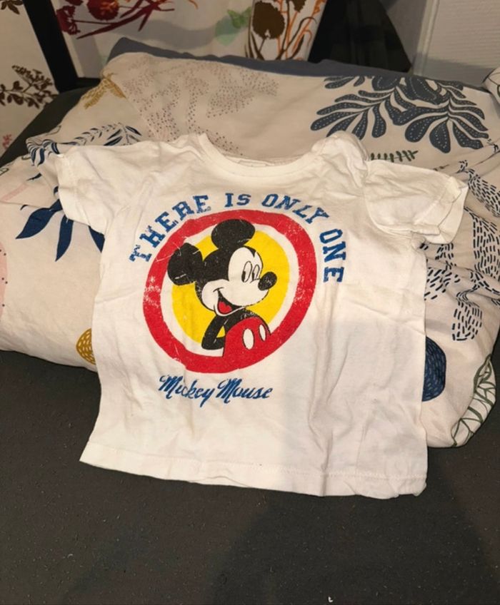 Tee-shirts bb garçon taille 12 mois🐼