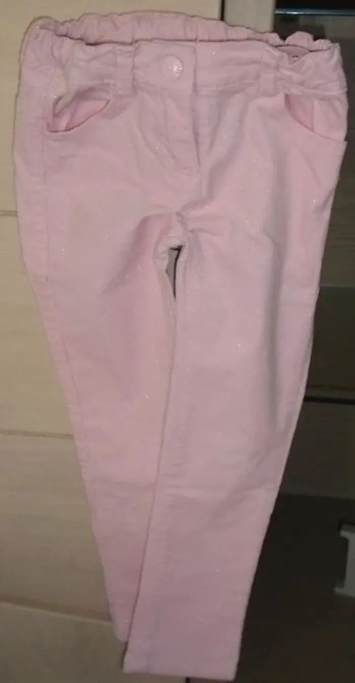 pantalon slim C&a rose pailleté 4 ans NEUF