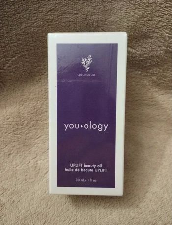 Huile de beauté Younique 