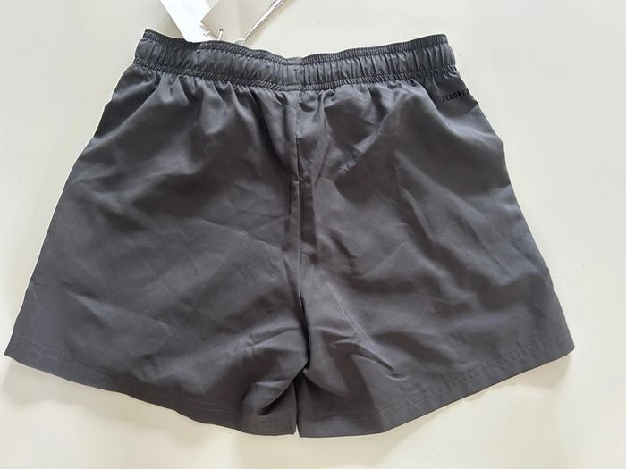 Short adidas garçon 12 ans neuf - photo numéro 5