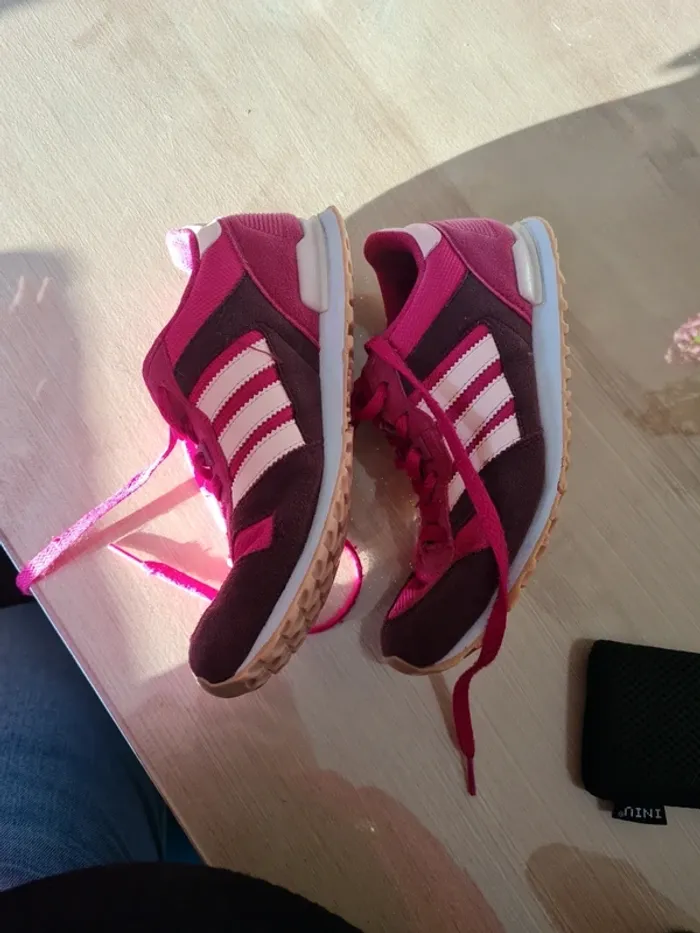 Baskets adidas taille 36 - photo numéro 3