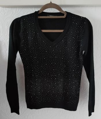 Haut noir avec strass