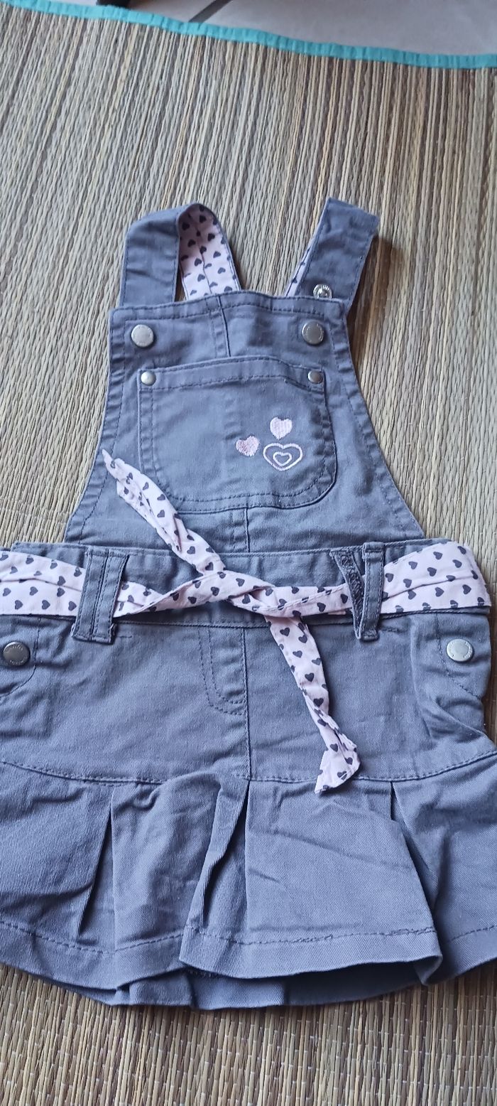 Lot 3 robes - photo numéro 2