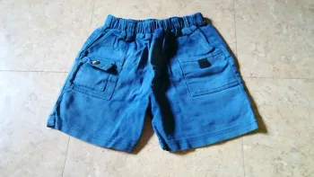 Short 3 ans