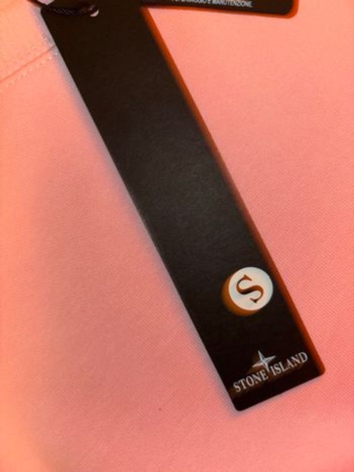 Pull ston Island - photo numéro 3