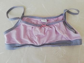 Brassière rose/grise 6 ans Dim