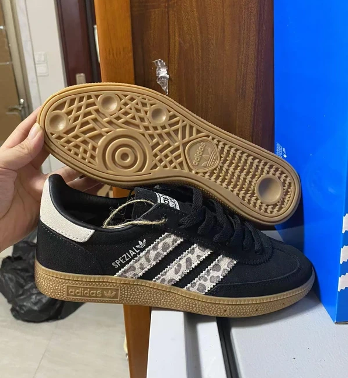 Adidas Handball Spezial Léopard Noir 42.5 - photo numéro 4