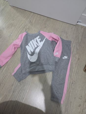Ensemble nike