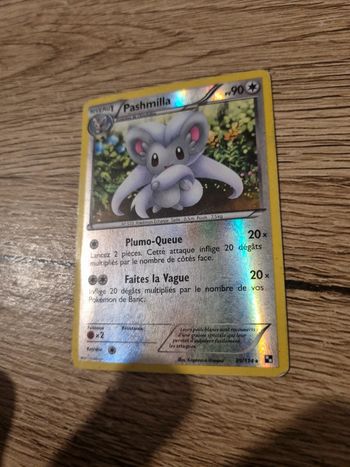 Carte pokémon pashmilla reverse 89/114 année 2011