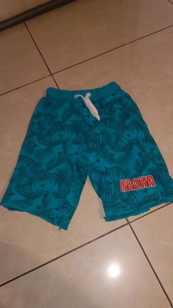 Short Mickey aloha fleuri 6 ans