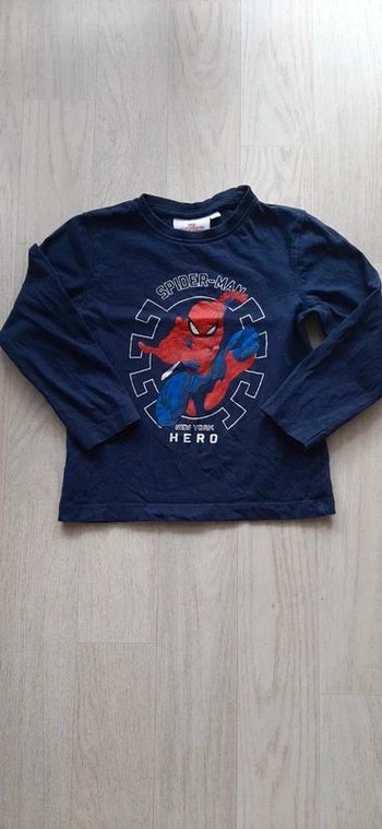 Tee shirt spider man