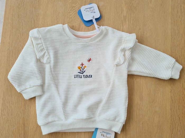 Sweat blanc neuf 12 mois