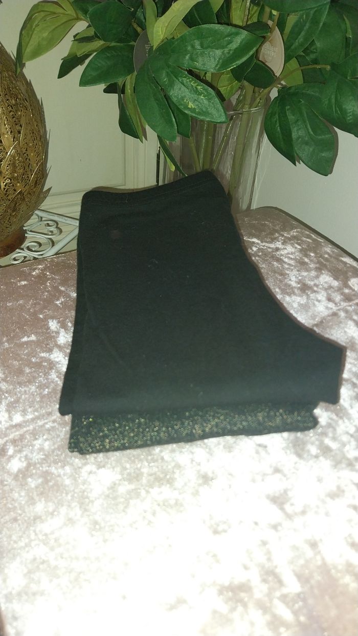 Duo/ Lot/ Pack de 2 leggings fille 8 ans Très bon état - photo numéro 8