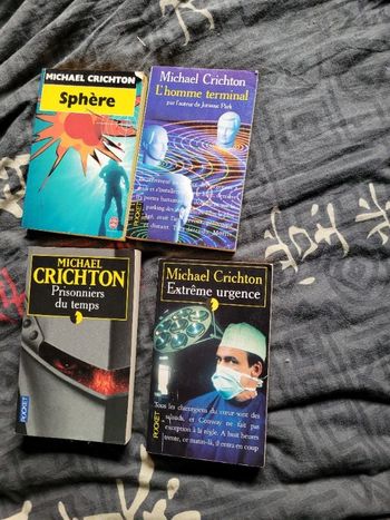 Livres de Michael Crichton (3 photos)