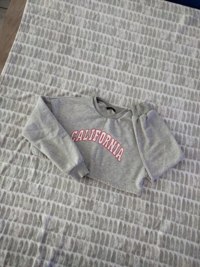 Sweat large ample court gris Shein taille S - photo numéro 1