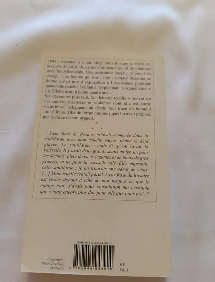 Livre de poche Orgueilleuse. - photo numéro 2