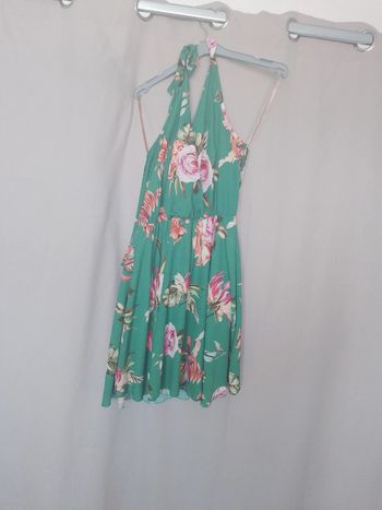 Robe a dos nu fleurie taille M