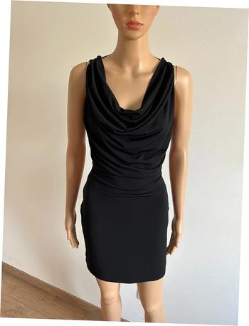 Robe noire sans manches avec strass Morgan taille S jamais portée