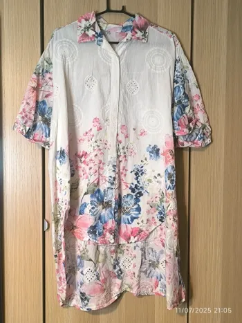 Chemise fleurie