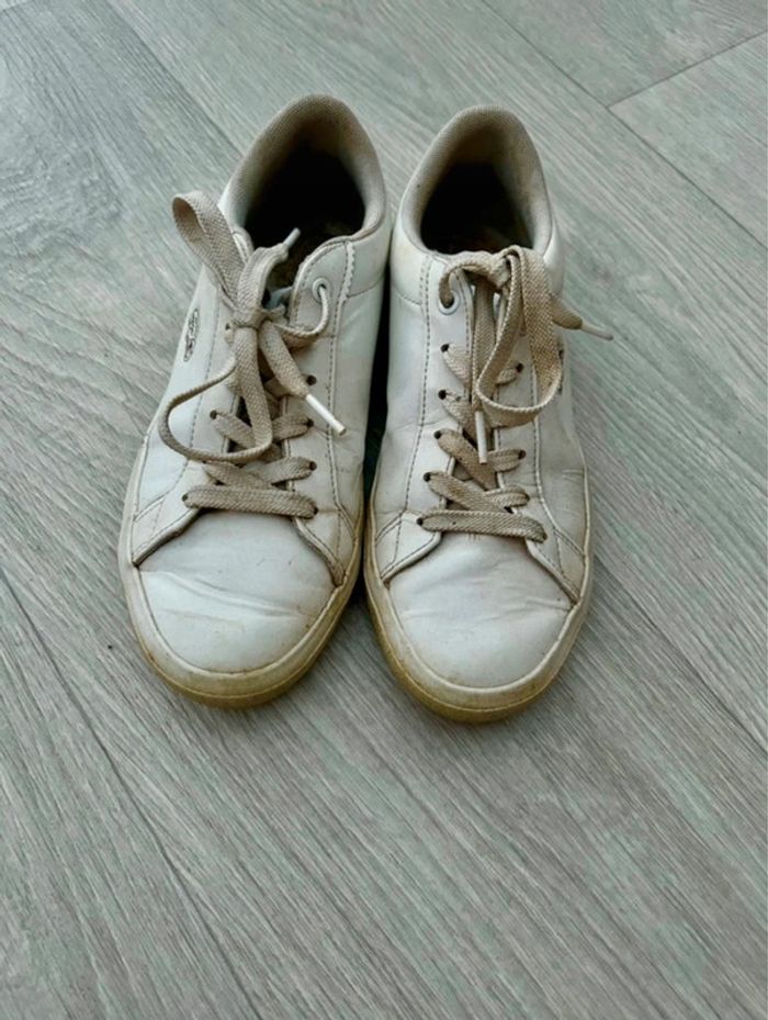 Baskets Lacoste - femme - pointure 37 - en bon état