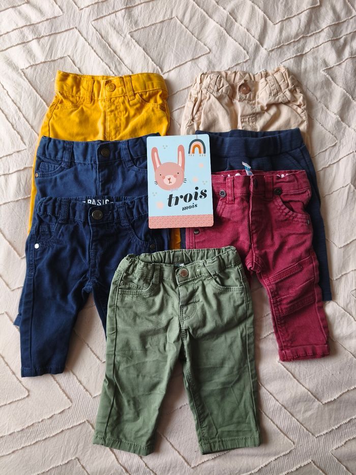 Lot pantalons - photo numéro 1