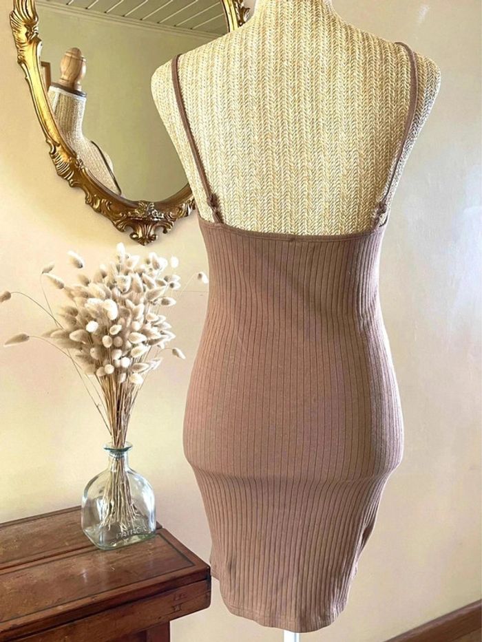 Robe cotelée Beige Robe Ajustée Style Décontracté Chic et Confortable Taille S - photo numéro 4