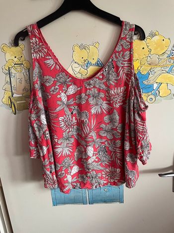 Top à épaules découvertes rose à motifs, taille Xs, marque Jennyfer