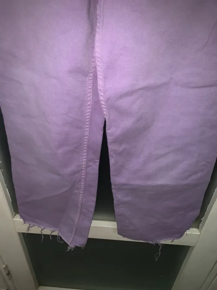 Pantalon taille 32 violet large coupe tendance franges brutes - photo numéro 2