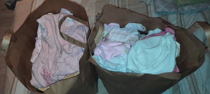 Lot vêtements bébé fille 1mois - photo numéro 5