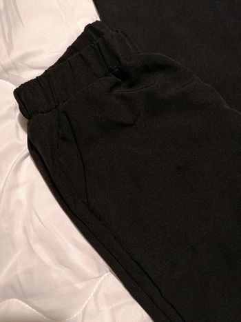 Pantalon noir fluide avec poches 38