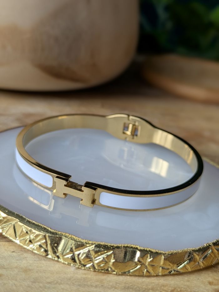 Bracelet tendance H en acier inoxydable - photo numéro 6