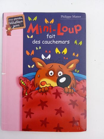 Livre ma première bibliothèque rose mini loup fait des cauchemars hachette  numéro 782