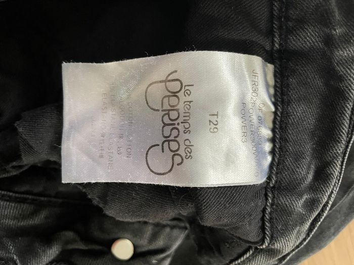 Jean noir - photo numéro 3