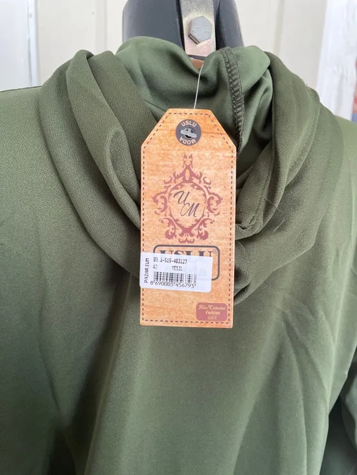 Ensemble fluide vert kaki n°425 - photo numéro 4