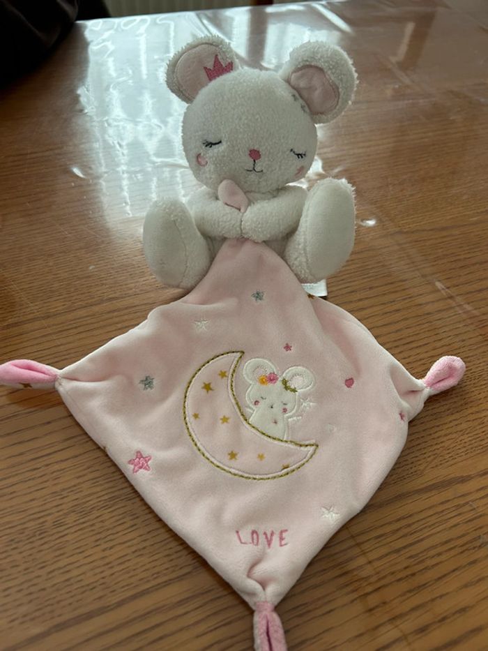 Doudou mouchoir love simba toys