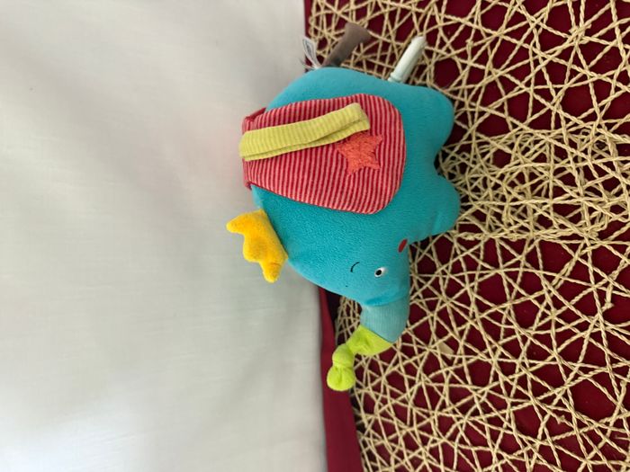 Boîte à musique éléphant en peluche Topomini 2 - photo numéro 2