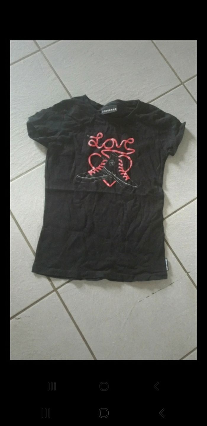 T-shirt fille converses 8 ans