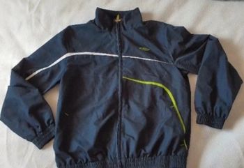 Veste jogging umbro 12/13ans
