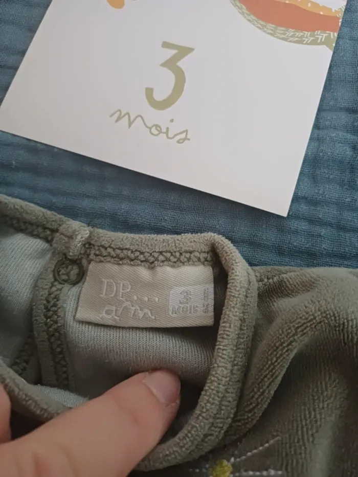 Pyjama velours 3 mois - photo numéro 3