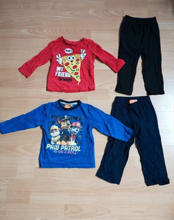 Lot 2 pyjamas 2 ans