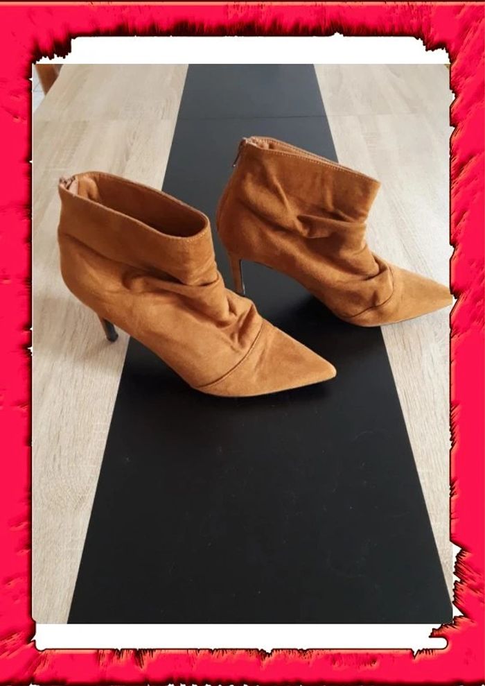 Bottines plissé couleur camel taille 39 - photo numéro 2