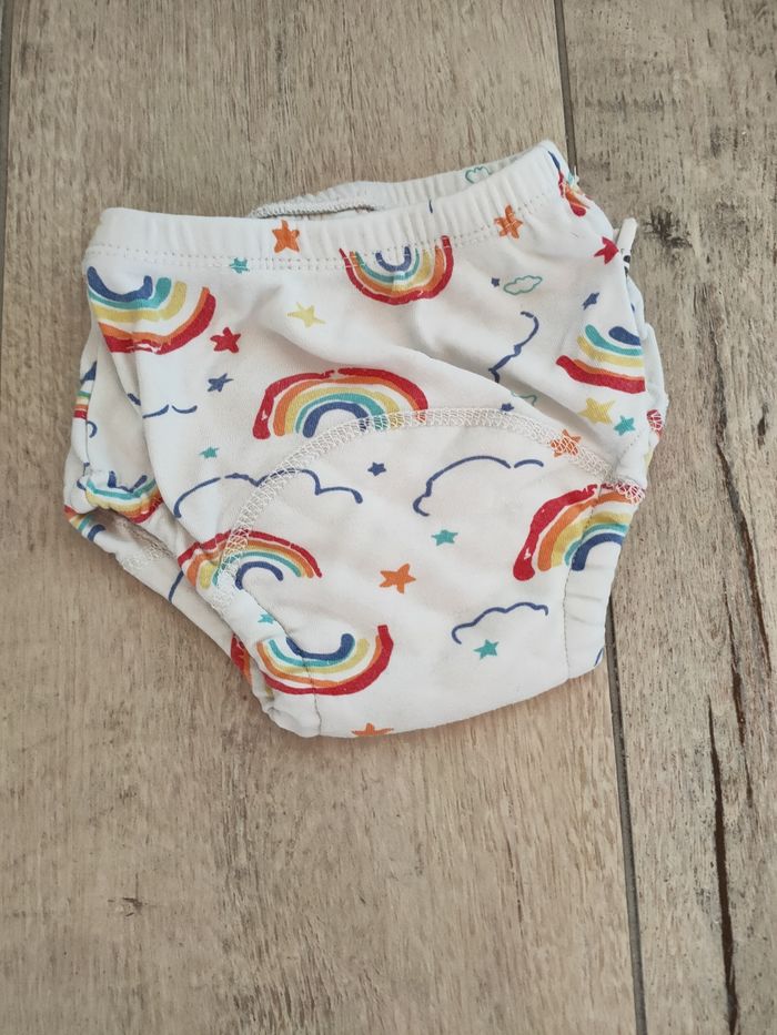 Lot. Culottes d'apprentissage - photo numéro 3