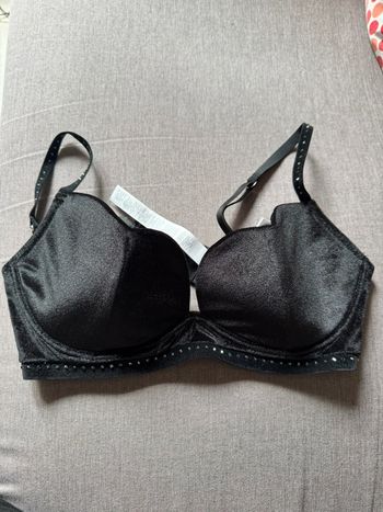 Soutien gorge Intimissimi 90B. Neuf