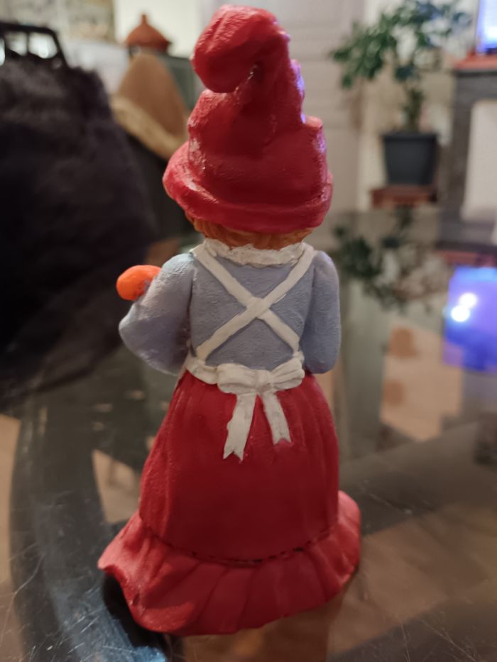 Figurine lutin gnome Maman et son bébé - photo numéro 2