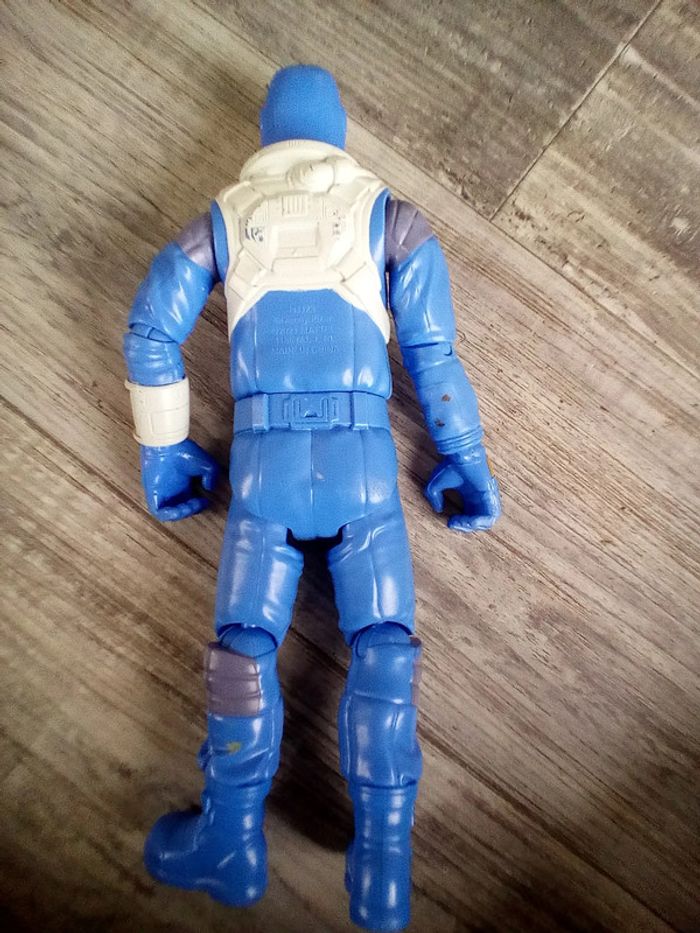 Personnage buzz l'éclair - photo numéro 4