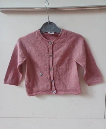 Gilet bébé fille. Petit bateau 