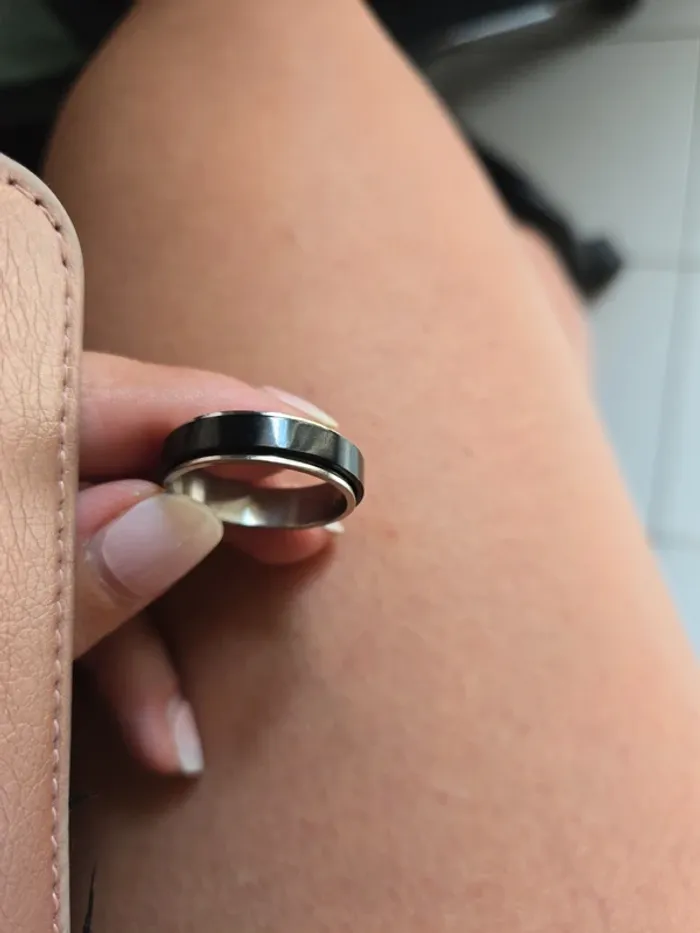 Magnifique bague homme neuve anti stress - photo numéro 3