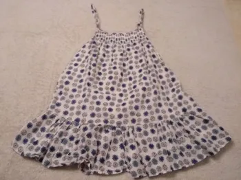 Robe Okaïdi 4 ans (réf perso F-L16)(familleac72)